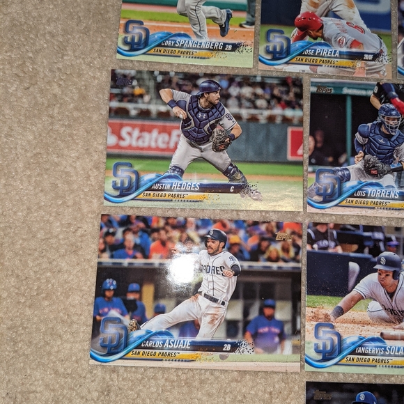 2018 topps San Diego Padres lot of 19 - Picture 4 of 12